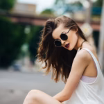 pretty-teen-with-sunglasses_1153-278